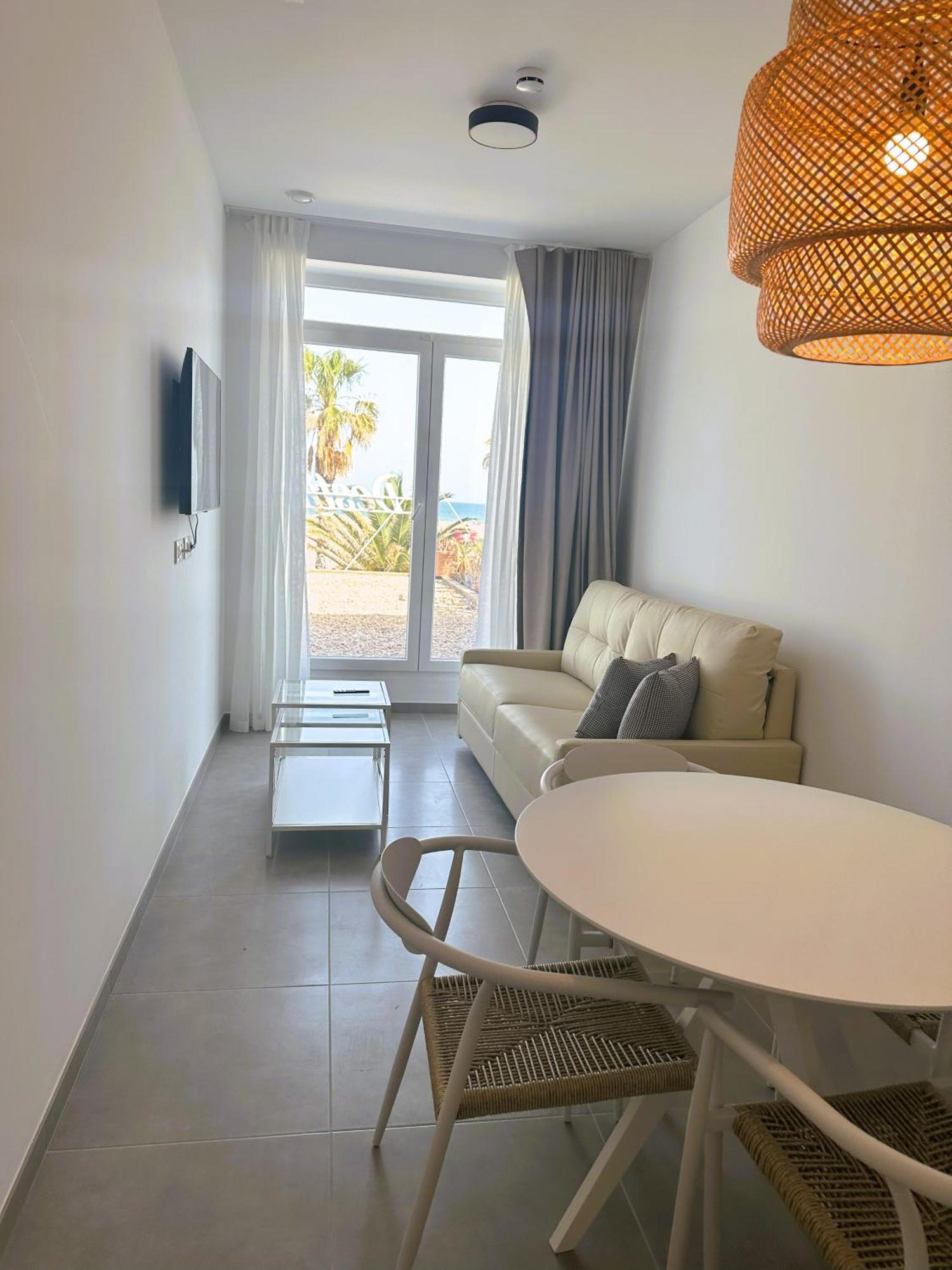 Almar 52 Suites Valencia Buitenkant foto