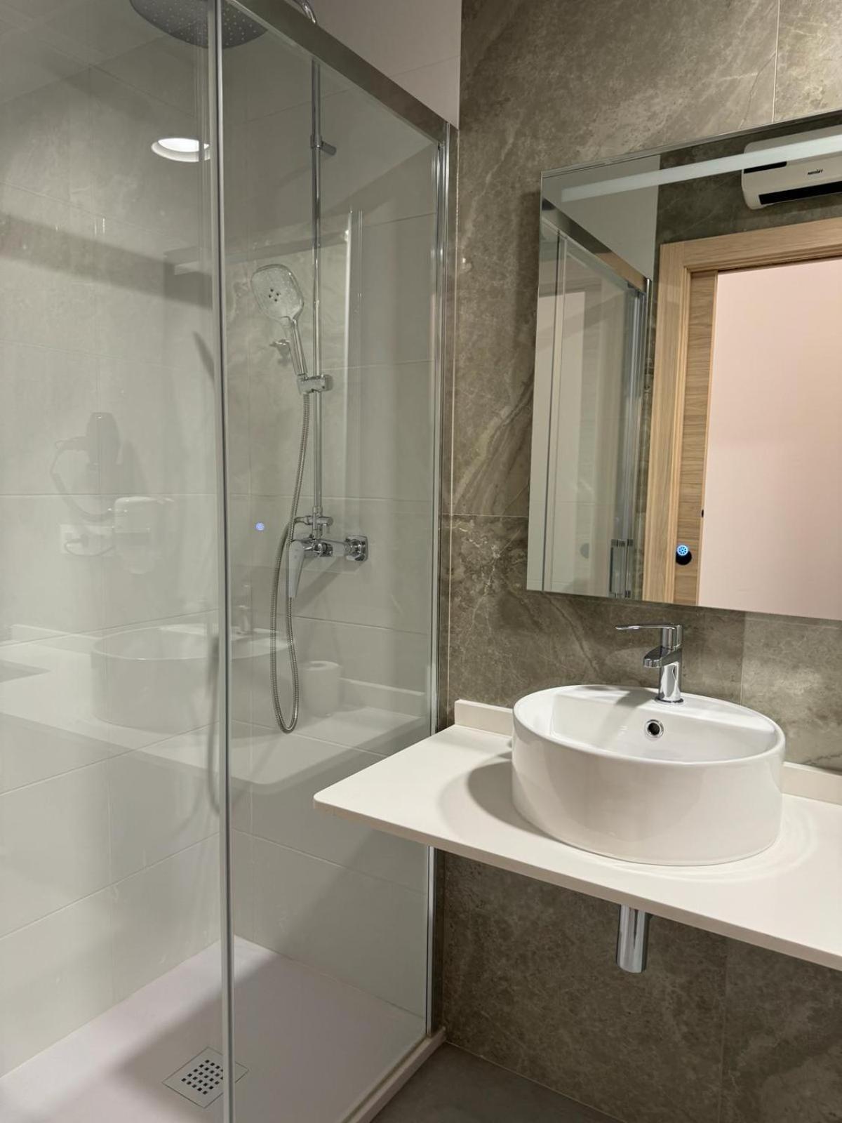 Almar 52 Suites Valencia Buitenkant foto