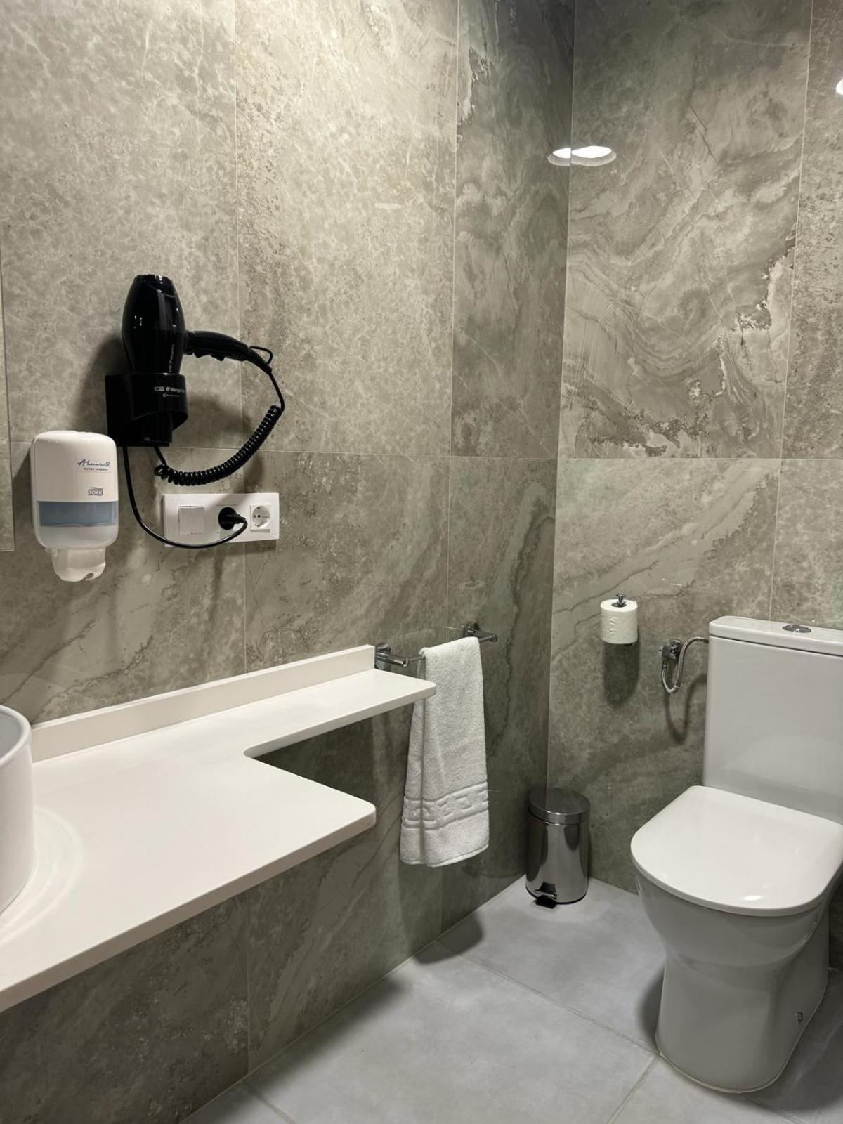 Almar 52 Suites Valencia Buitenkant foto