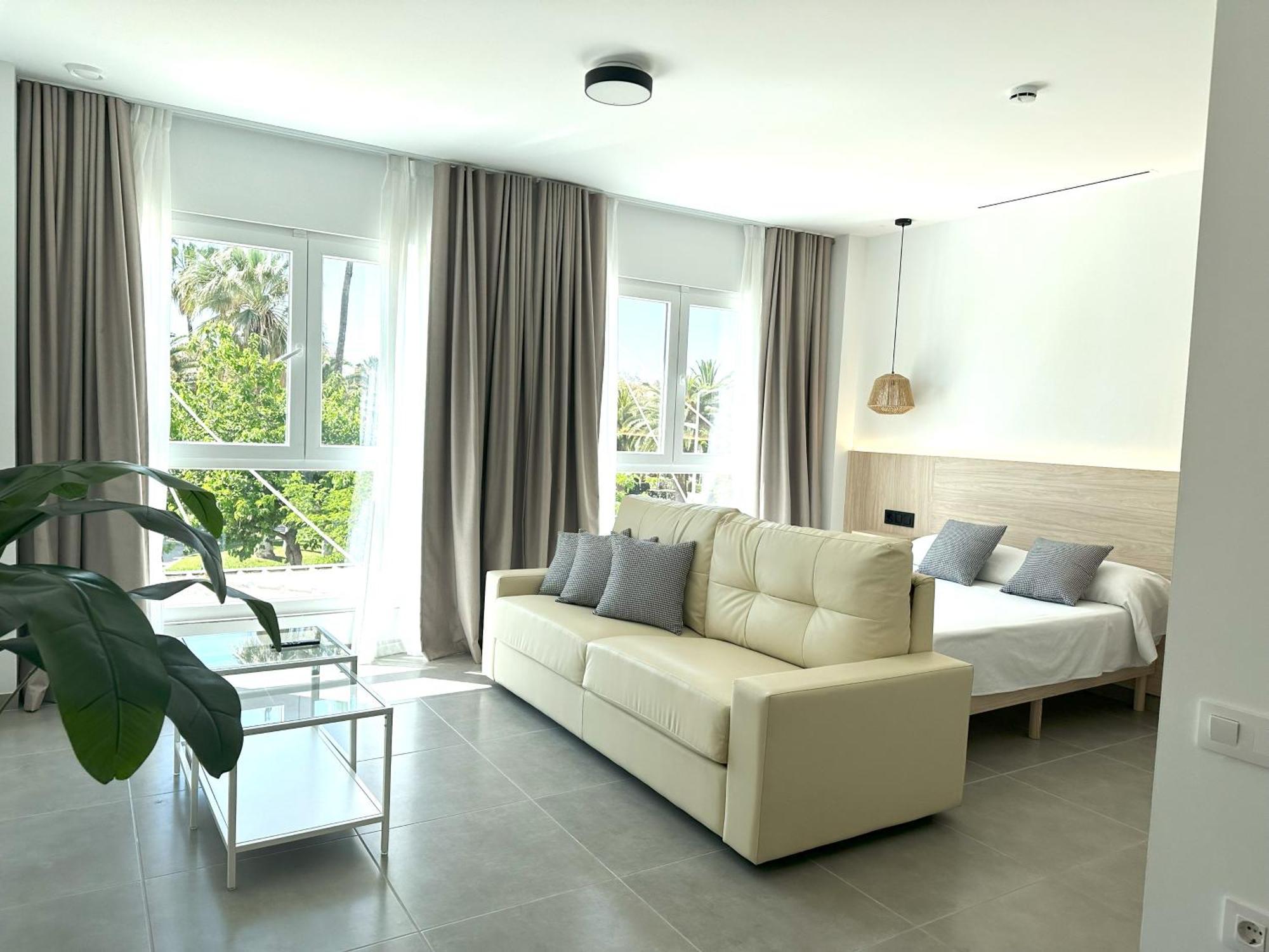 Almar 52 Suites Valencia Buitenkant foto