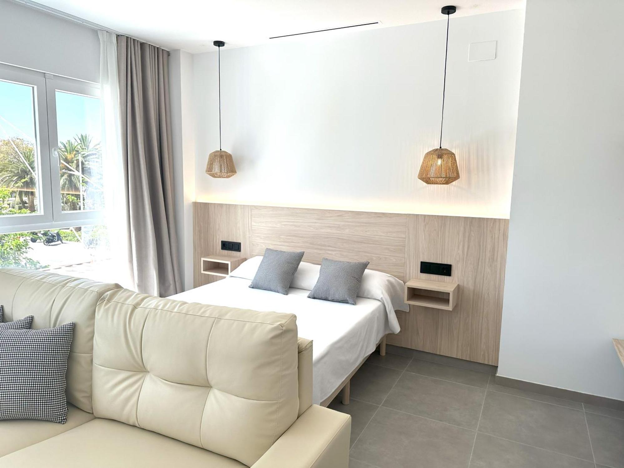 Almar 52 Suites Valencia Buitenkant foto
