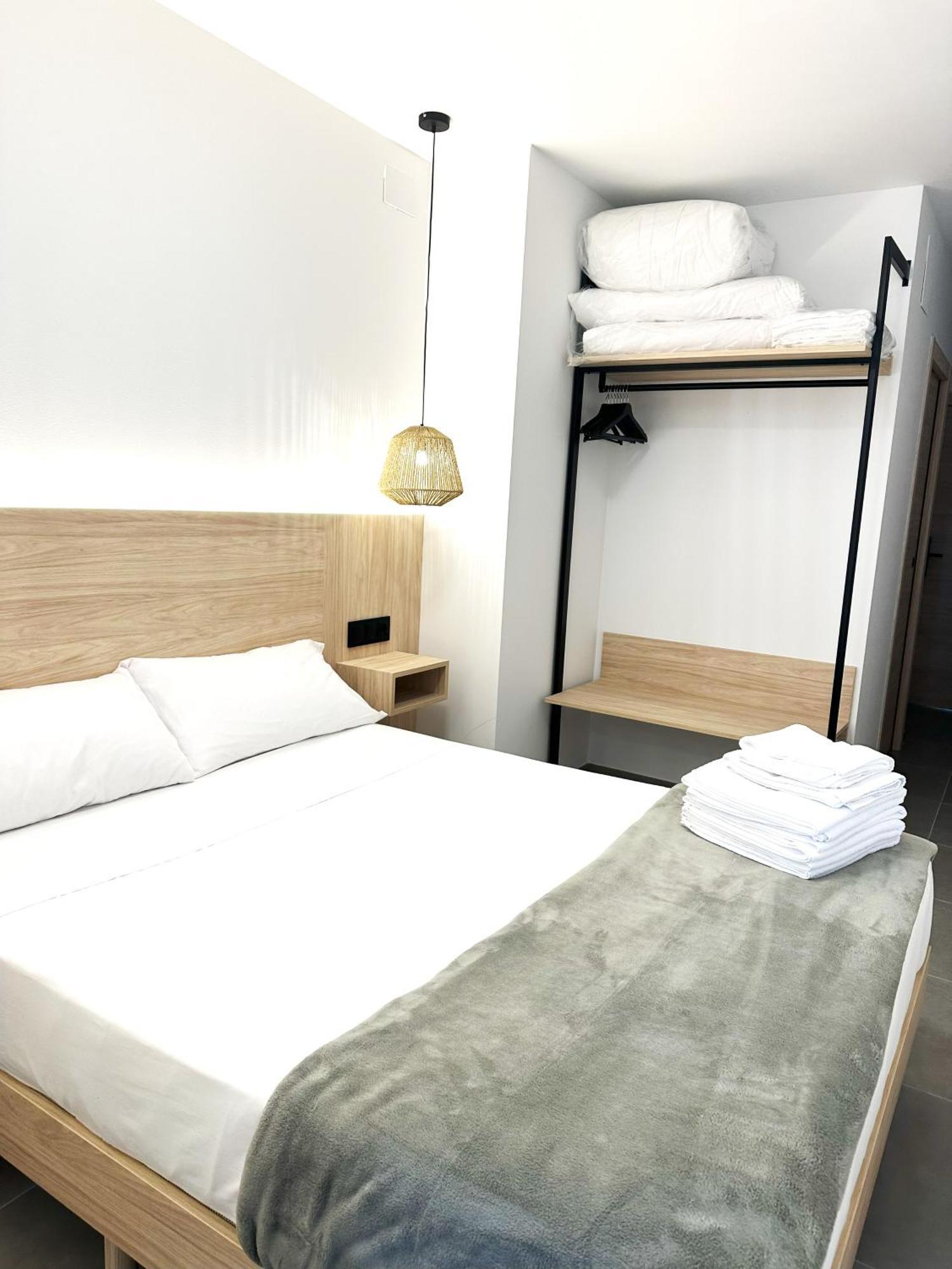 Almar 52 Suites Valencia Buitenkant foto